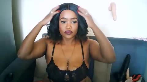 stormie955 online show from December 15, 11:55 am