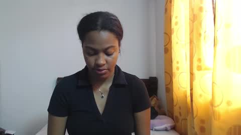 Snapshot of stormihills chatting on November 19, 6:41 pm Sweety Stormi online show from November 19, 6:41 pm