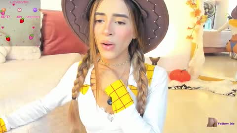 Snapshot of stormirusso chatting on October 24, 1:46 am Mar online show from October 24, 1:46 am