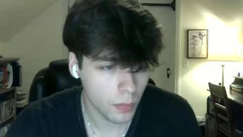 Snapshot of str11111 chatting on February 6, 2:11 am str11111 online show from February 6, 2:11 am