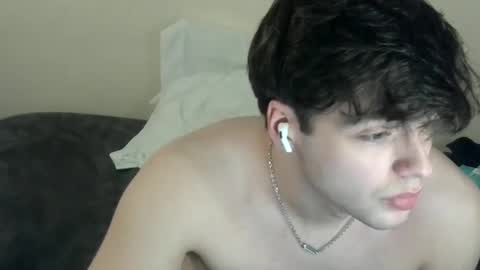 Snapshot of str11111 chatting on February 14, 11:42 pm str11111 online show from February 14, 11:42 pm