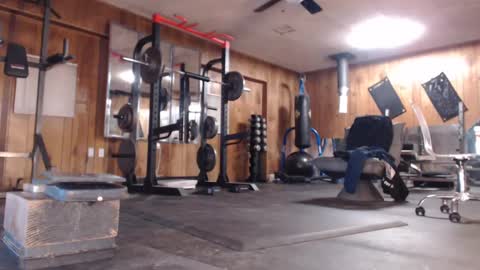 Snapshot of str8pumpnhump chatting on January 10, 2:25 am n8vpumpnhump online show from January 10, 2:25 am