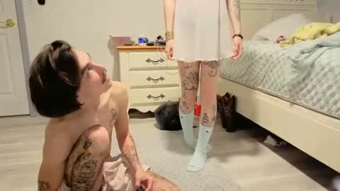 str8whiteboy21 online show from November 6, 8:54 pm