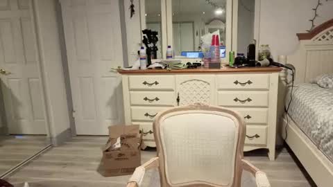 str8whiteboy21 online show from November 28, 4:53 pm