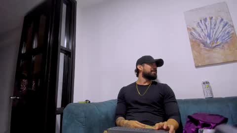 straight__friends online show from September 11, 2:28 pm