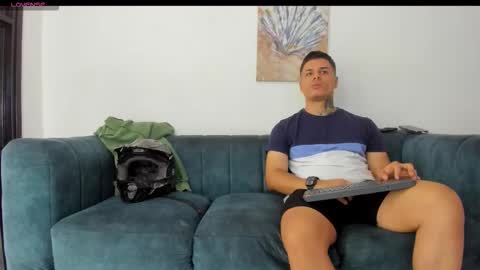 straight__friends online show from October 15, 1:44 pm