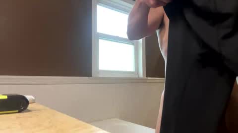 Snapshot of straightishd chatting on November 3, 1:23 pm Cowboy Zuhly online show from November 3, 1:23 pm