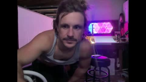 Cowboy Zuhly online show from April 25, 5:21 am