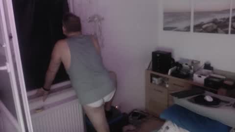 Snapshot of stranger1966 chatting on October 26, 7:53 pm Stranger online show from October 26, 7:53 pm