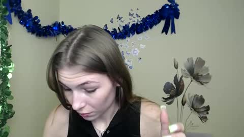 Snapshot of stranger_giirl chatting on January 4, 4:11 pm Amalia online show from January 4, 4:11 pm