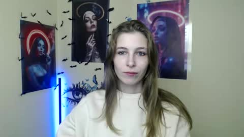 Snapshot of stranger_giirl chatting on October 29, 7:21 am Amalia online show from October 29, 7:21 am