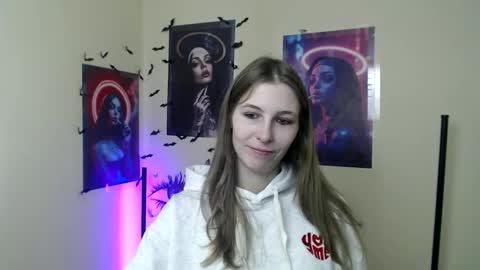 Snapshot of stranger_giirl chatting on November 10, 12:37 pm Amalia online show from November 10, 12:37 pm