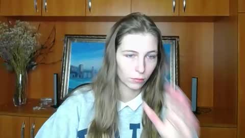 Snapshot of stranger_giirl chatting on December 14, 7:03 am Amalia online show from December 14, 7:03 am