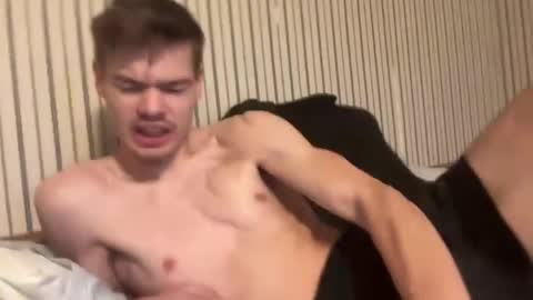 Snapshot of stratman301 chatting on December 19, 2:13 pm stratman301 online show from December 19, 2:13 pm