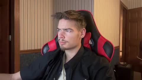 stratman301 online show from November 24, 2:11 am