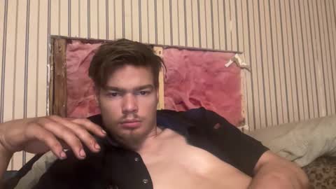 stratman301 online show from March 7, 11:24 pm