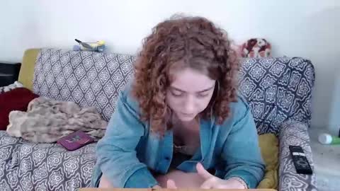 Snapshot of strawberrylotsacake chatting on November 30, 5:50 pm Strawberrylotsacake online show from November 30, 5:50 pm