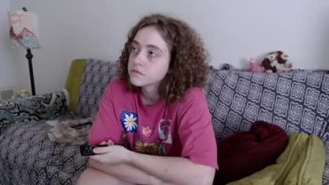 Strawberrylotsacake online show from April 1, 1:23 pm