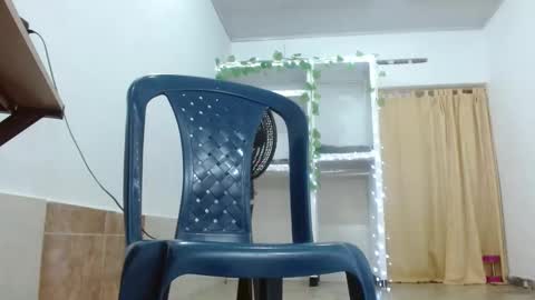 Snapshot of strawberrysexy735 chatting on November 2, 3:03 pm Dulce online show from November 2, 3:03 pm