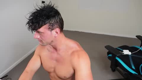 streatmeat online show from January 6, 10:37 pm