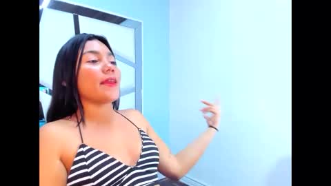 strella_moon online show from February 19, 8:38 pm