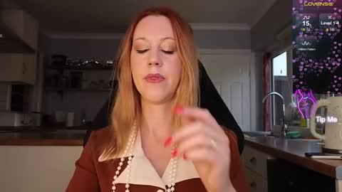 Amorina online show from September 17, 9:11 am