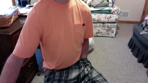 Snapshot of strokerace4020 chatting on December 2, 1:28 pm strokerace4020 online show from December 2, 1:28 pm