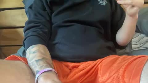 Snapshot of stroking33again chatting on October 2, 2:13 pm stroking33again online show from October 2, 2:13 pm