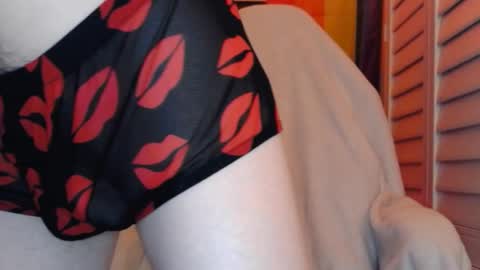 Snapshot of stroknmydong chatting on February 14, 7:59 am Dong Stroker online show from February 14, 7:59 am