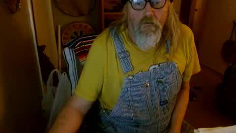 Snapshot of stroknpoker chatting on December 25, 7:57 am stroknpoker online show from December 25, 7:57 am