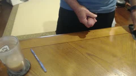 Snapshot of stromg2000 chatting on December 27, 7:03 pm stromg2000 online show from December 27, 7:03 pm