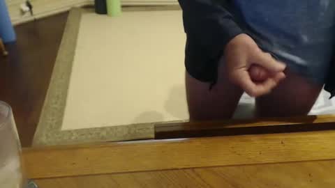 Snapshot of stromg2000 chatting on December 19, 6:26 pm stromg2000 online show from December 19, 6:26 pm