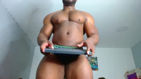 strong_george1 online show from December 19, 12:02 am