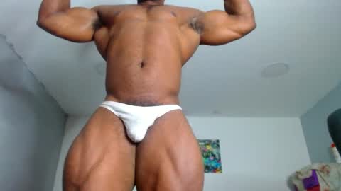 strong_george1 online show from January 9, 9:58 pm