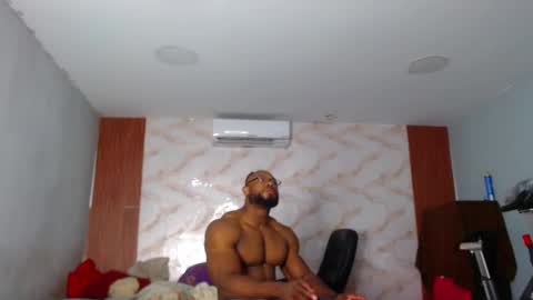 strong_george1 online show from September 16, 10:33 pm