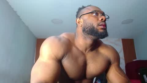 strong_george1 online show from October 9, 12:41 am