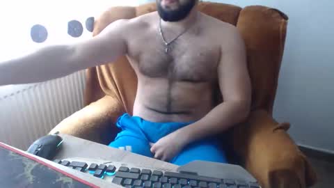 StrongCoffee online show from November 12, 7:42 am