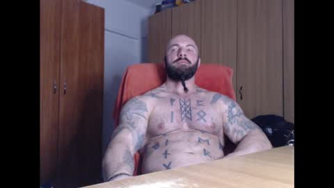 Snapshot of strongivan chatting on February 24, 7:09 pm StrongIvan online show from February 24, 7:09 pm