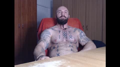 Snapshot of strongivan chatting on October 8, 4:21 am StrongIvan online show from October 8, 4:21 am