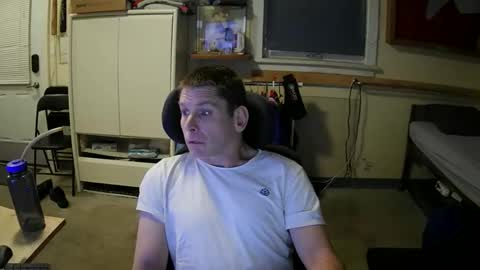 Snapshot of stturbo chatting on November 26, 12:11 am stturbo online show from November 26, 12:11 am