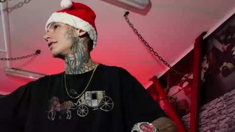 stuart_boy_ online show from December 23, 8:25 pm
