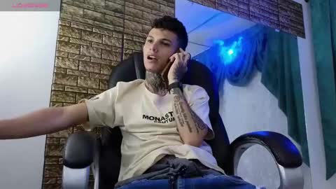stuart_boy_ online show from September 14, 3:49 am