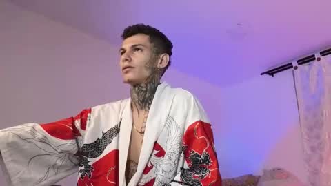 stuart_boy_ online show from October 13, 3:17 am
