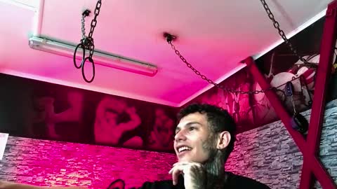 stuart_boy_ online show from October 20, 6:58 am