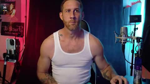 Ryan Long online show from April 19, 2:00 am