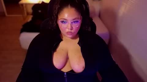 stunnahaus online show from April 23, 2:13 am