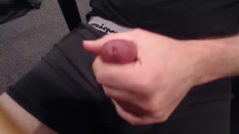 Snapshot of sub_to_serve chatting on November 21, 7:12 pm sub_to_serve online show from November 21, 7:12 pm