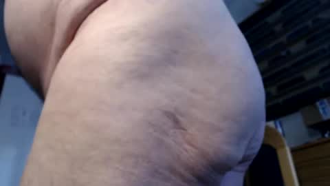 Snapshot of subibuns chatting on December 2, 8:41 am Marcel online show from December 2, 8:41 am