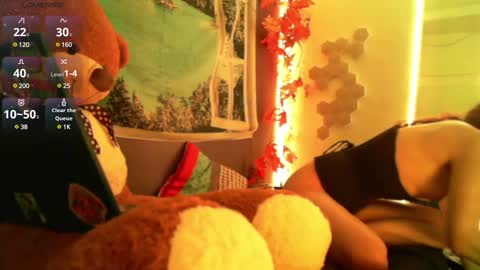 Snapshot of submissive_gh1 chatting on December 28, 4:41 am sofhia online show from December 28, 4:41 am