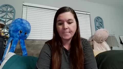 Snapshot of succubus1982 chatting on February 24, 12:52 am succubus1982 online show from February 24, 12:52 am